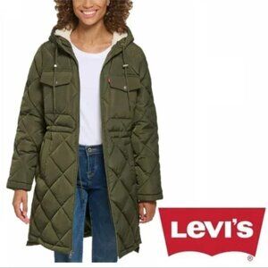 NWT Levi's Quilted Parka Jacket with Plush Hood, Army Green, Size M